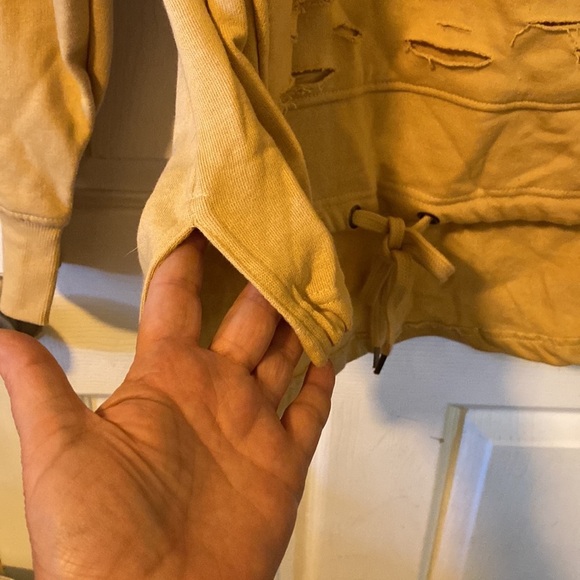 Rebel Minds distressed soft yellow hoodie 2XL. NWTs. T107 - Picture 3 of 7